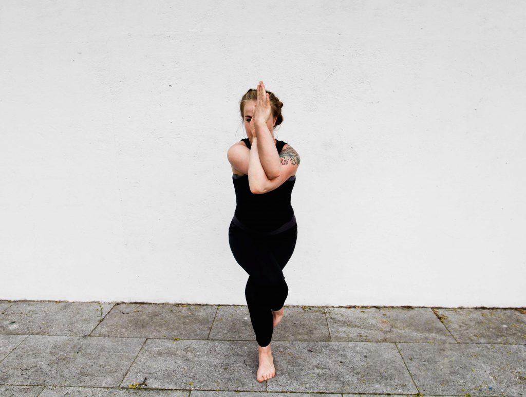 yoga_asana_der_adler